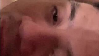 Hung dude uses spun twinks throat - 9 image