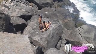 Amateurs having sex on a public beach. Outdoor gay sex in Rio de Janeiro Brazil. - 15 image