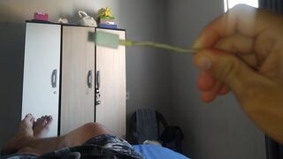 Thousand voltz power electric charger applies various loads on the stick.