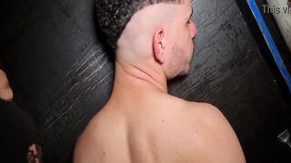 Bela masked called me inside the sex booth to fuck him and Tiago, I punched nice until milk came out of the dick - FULL ON RED - 1 image