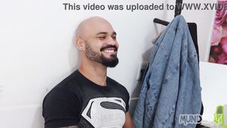 Behind the scenes of a photo shoot! - 8 image