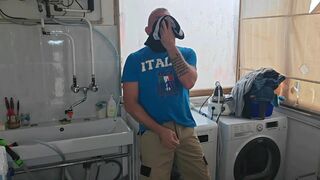 Old Mature Hung Big Cock Repairman Is Fixing the Washmachine for a Horny Couple