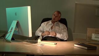 Vin Costes, solo masturbation in the office, to relax after