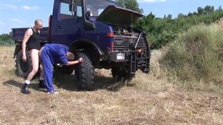 bareback treesome with michael shade - 10 image