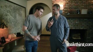 Kyler Drayke seduces a hung hunk with a hot story & a hot face