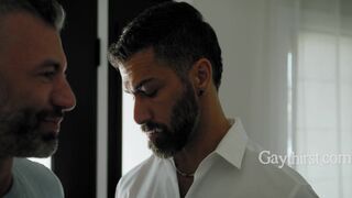 Cole Connor & his manly friend get wild in this hot muscular bareback high-end hook-up