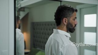 Cole Connor & his manly friend get wild in this hot muscular bareback high-end hook-up