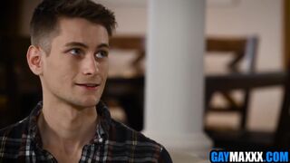 Hot roommate gets bareback fucked by Evan Jordie & Ty Santana in shower with Jacob King