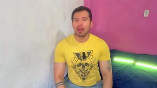 Watch as a well-endowed jackal seduces car salesmen with his 19.5 inch monster cock! - 14 image