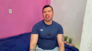 Hot brother-in-law's ass impregnated by well-endowed guy in pool without protection