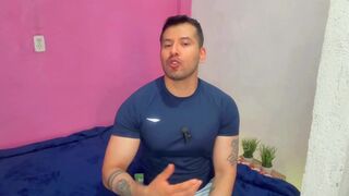 Hot brother-in-law's ass impregnated by well-endowed guy in pool without protection