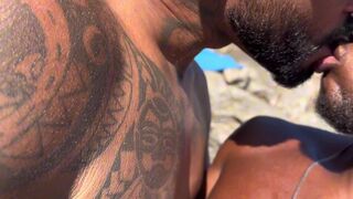 Neguim Reborn's first time on the beach with a huge black cock & ballbusting skills!