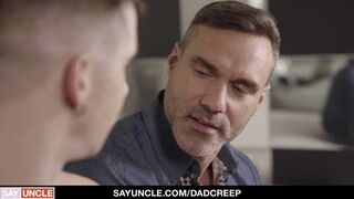 Manuel Skye and Stepsonbareback their dicks, then compare them to see who's the best! - 2 image