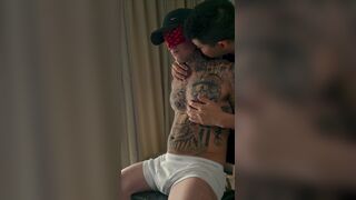 Bttmintown & Euerickdiaz get a steamy rubdown & hairy pussy treatment in public - 1 image
