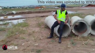 Watch Dropboyfloripabrasil & The Hunter bareback in public, pissing in POV - 9 image