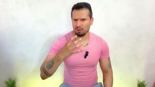 Hetero Curioso bangs Argentine soldier in uniform & makes him dripping wet - 6 image