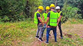Luccas Melo, Diholiver25, and Junior Delao engage in a wild bareback orgy in public - 2 image