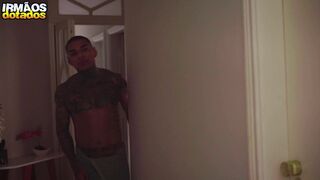 Young stud peeps on Brazilian couple showering & taking a hard cock in their ass