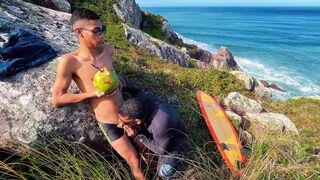 Watch Kinholiver & DropboyFloripa devour surfer's brains on Florianopolis beach - 3 image