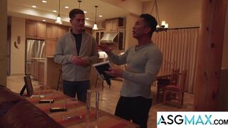Jay Tee dominates Jkab Ethan Dale in every taboo action with his muscle jock moves! - 3 image