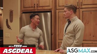 Jay Tee dominates Jkab Ethan Dale in every taboo action with his muscle jock moves! - 5 image