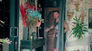 Problemas com a Policia - Brazilian studs fucking bareback - 2 image