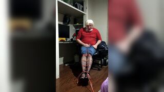 Daisy tied up and cumming