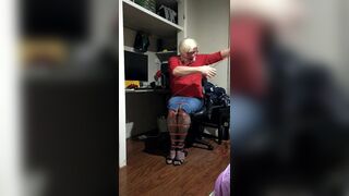 Daisy tied up and cumming - 6 image