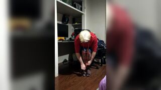 Daisy tied up and cumming