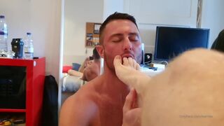 Amateur guys in London! - 4 image