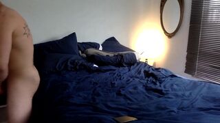 Sharing Hawt Bottom Hunk - 2 image